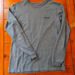 Patagonia long sleeve shirt